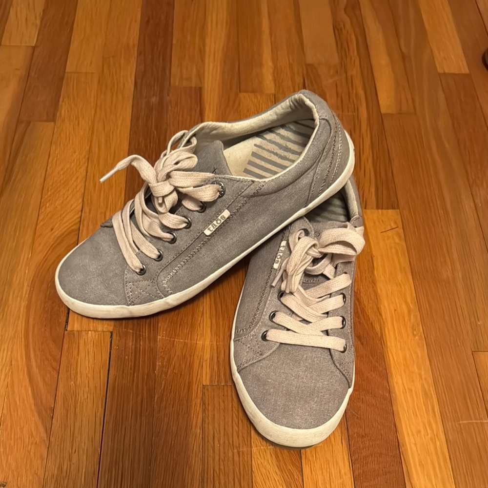 Taos Footwear Gray Canvas Sneakers with Vulcanized Sole